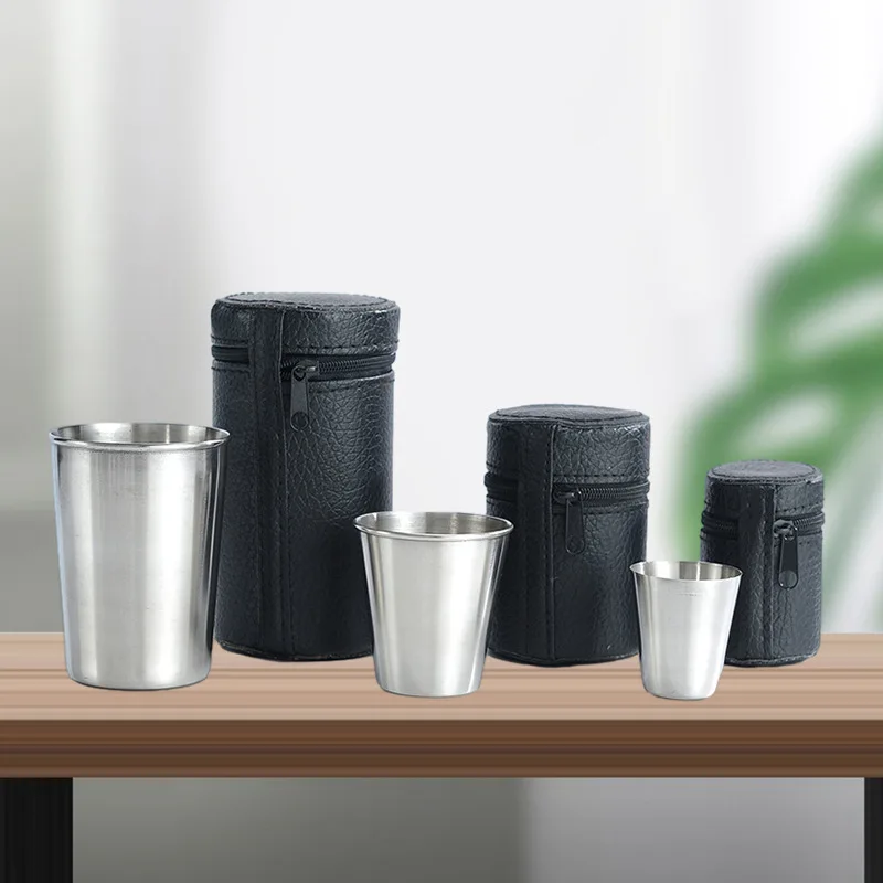 Ensemble de 4 gobelets en acie - Whisky Beer And Wine avis et prix